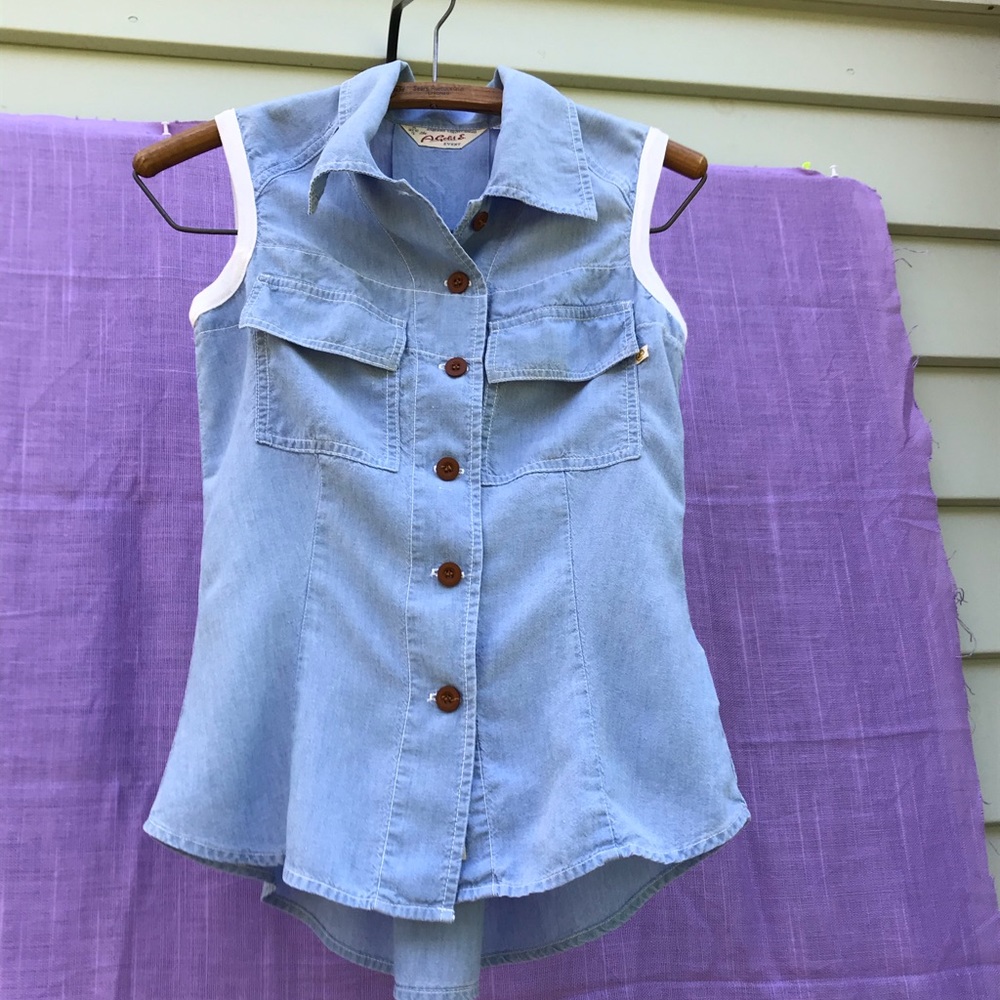 Agolde Sleeveless Button Down Denim Blouse